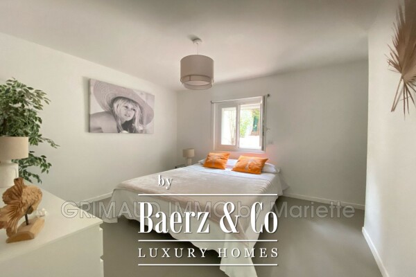 photo 12 South-facing villa with pool, close to the center of Sainte-