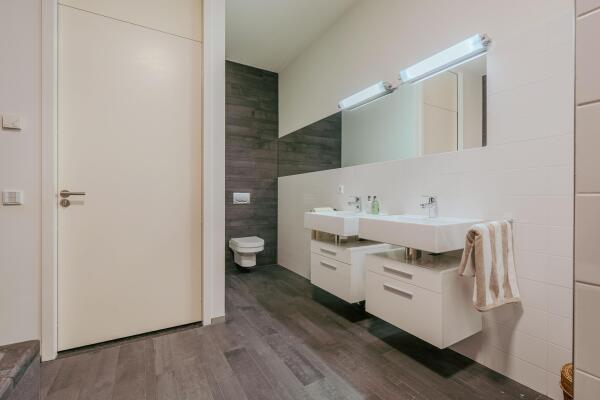 photo 30 Gustav Mahlerlaan 212