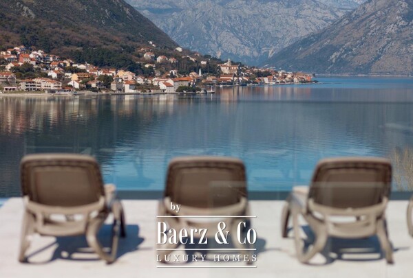 photo 4 Apartment in Kotor with a Pool and a Panoramic Sea View