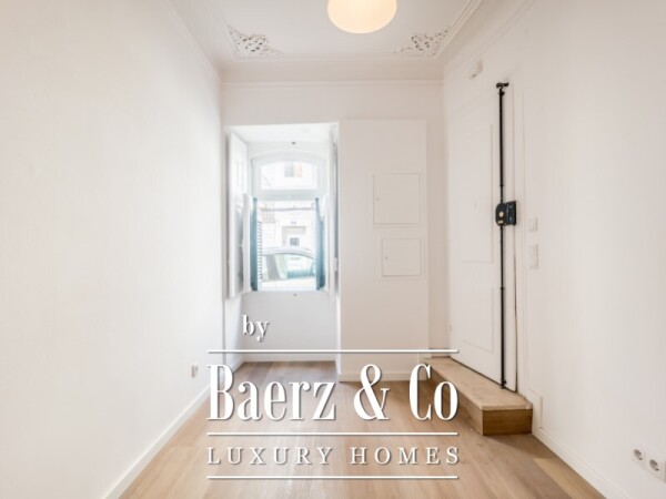 photo 2 Charming 1+1 bedroom flat with private garden in Príncipe Real