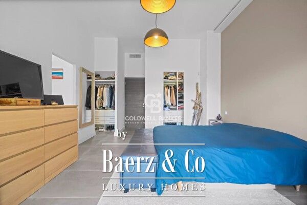 photo 10 Contemporary Brand new villa