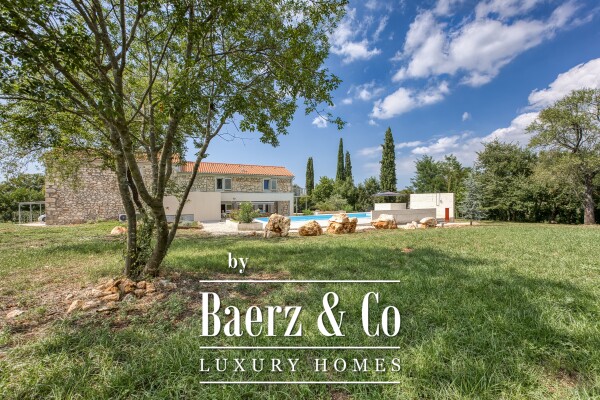 photo 3 Luxury Stone Residence on a Spacious Estate near Višnjan