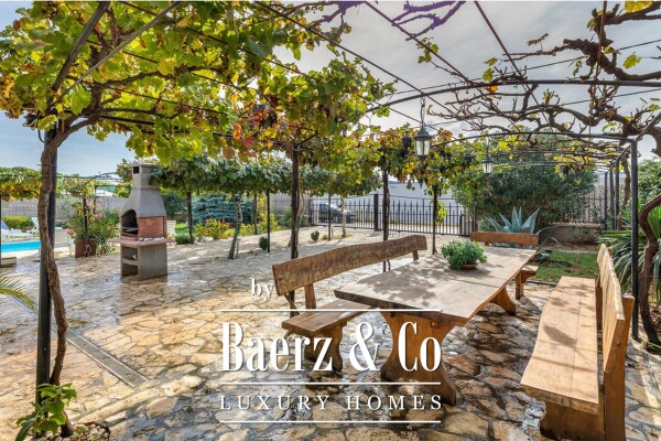 photo 4 Istria, Pula, two houses with a swimming pool on a spacious plot