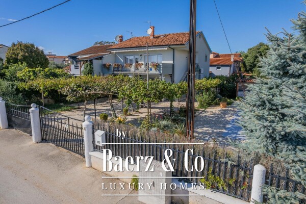 photo 5 Istria, Pula, two houses with a swimming pool on a spacious plot