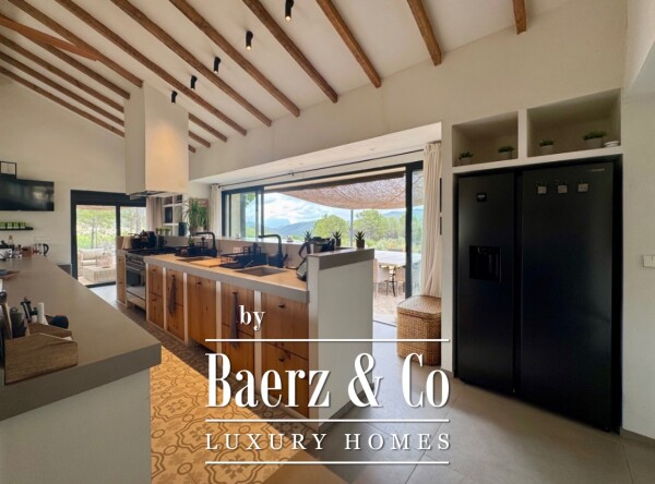 photo 12 Beautiful luxury home in Torremanzanas, Costa Blanca