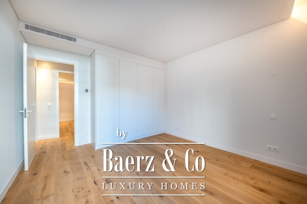 photo 32 4 bedroom flat with private garden, in Parede