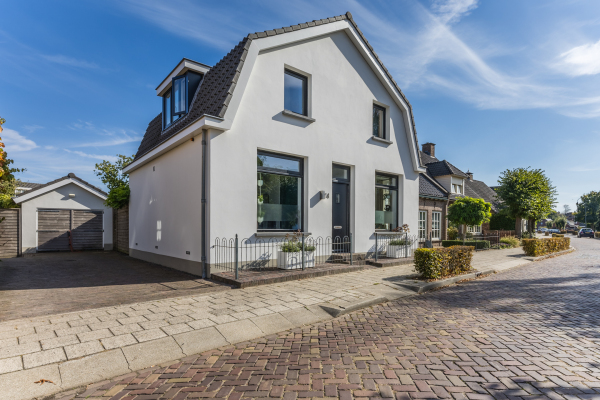 photo 44 Burgemeester Buskensstraat 14