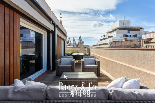 photo 3 Penthouse for rent in Ciutat Vella