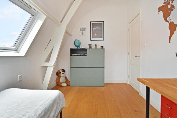 photo 76 Oosteinde 191