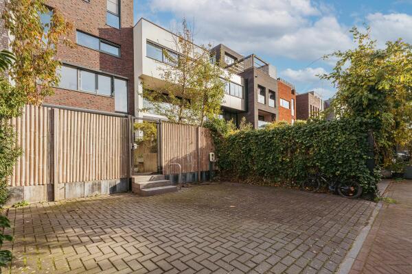 photo 17 Bert Haanstrakade 398