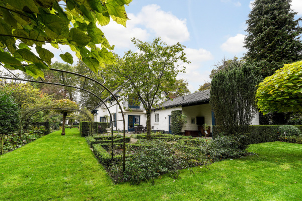 photo 63 van Brederodelaan 5