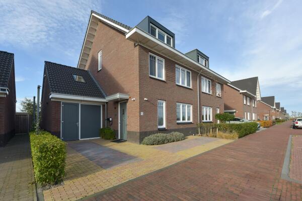 photo 43 Waterpeil 52