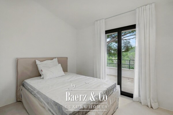 photo 16 Modern family villa in perfect location in Costa d’en Blanes