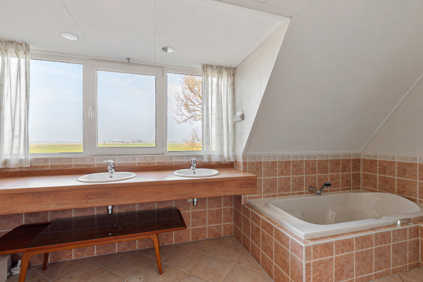 photo 28 Adam en Atze strjitte 8