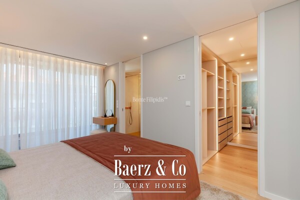 photo 23 Beautiful luxury home in Carcavelos e Parede, Carcavelos