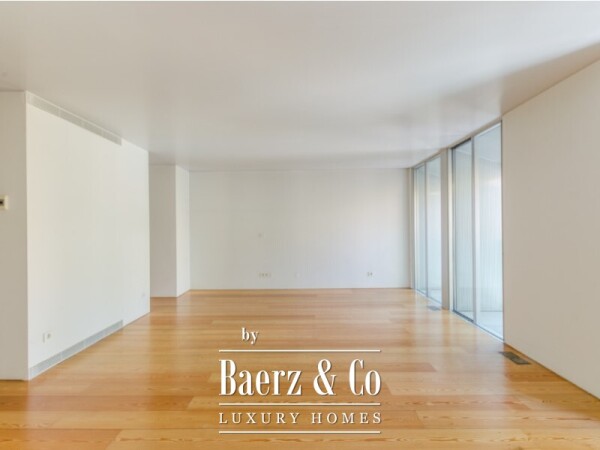 photo 43 One Bedroom apartments plus 1 on Av. July 24 in a building with signature of Arq. Aires Mateus