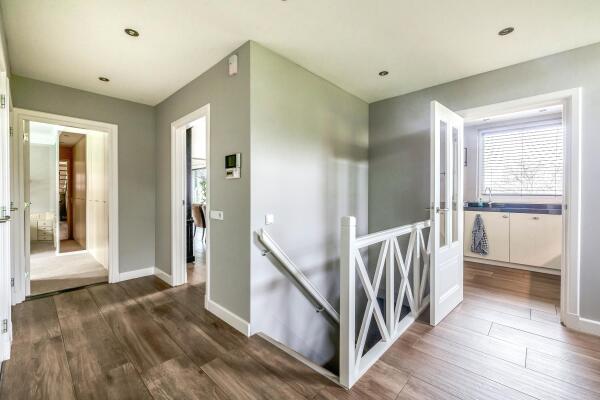 photo 26 Parallelweg 2