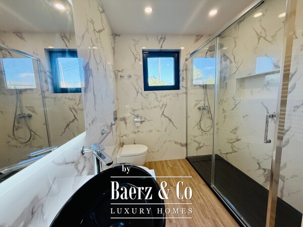 photo 22 4 bedroom house with heated swiming pool garden and garage in Sintra