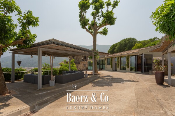 photo 15 Exceptional 18th century masia with tourist licence in Amer.