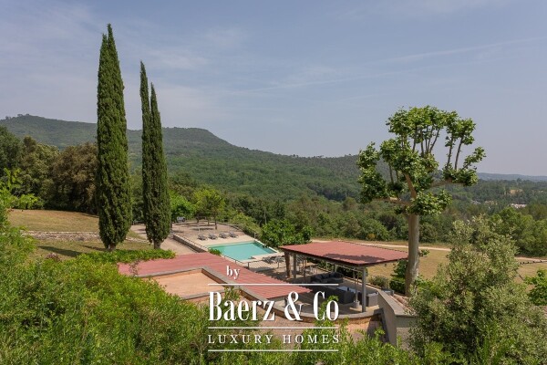 photo 22 Exceptional 18th century masia with tourist licence in Amer.