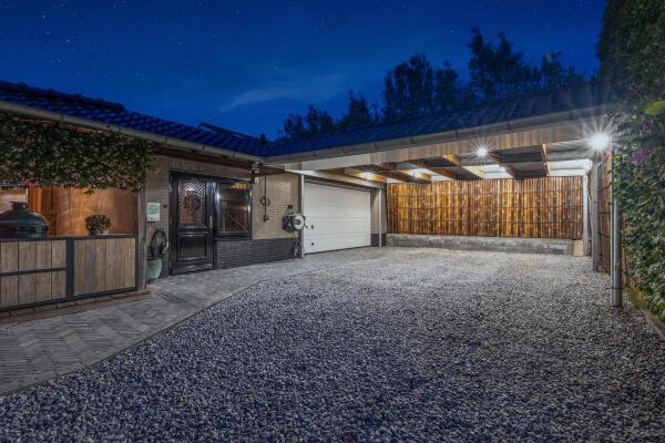 photo 67 Parallelweg-Zuid 15