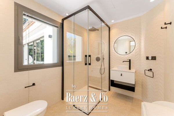 photo 16 Villa - Nueva Andalucia - Marbella - Ref: 8683