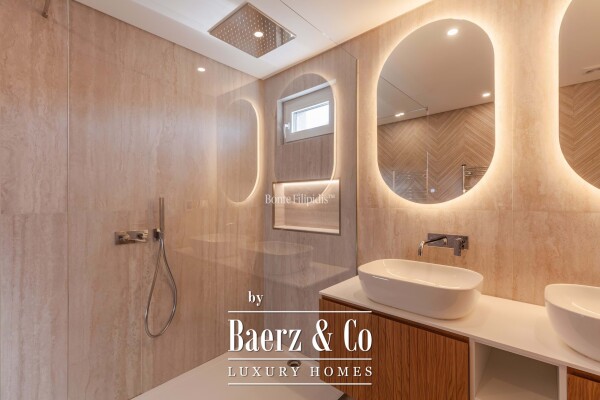 photo 26 Beautiful luxury home in Carcavelos e Parede, Parede