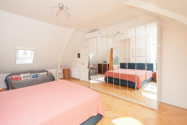 photo 21 Hezelstraat 17