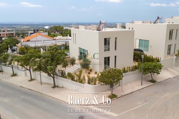 photo 19 Beautiful luxury home in Santa Bárbara de Nexe, Santa Bárbara de Nexe