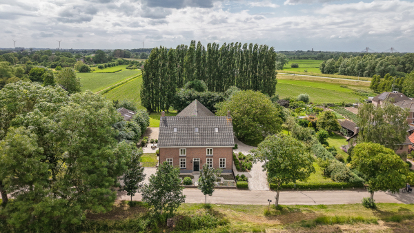 photo 88 Dorpsstraat 18
