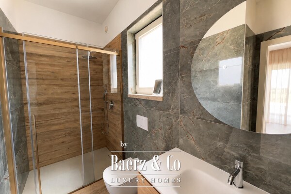 photo 10 Istria, vicinity of Poreč, luxury stone villa with panoramic sea views