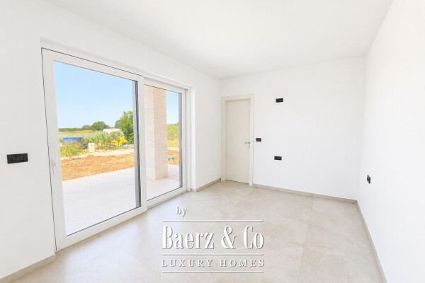 photo 13 Istria, vicinity of Poreč, luxury stone villa with panoramic sea views