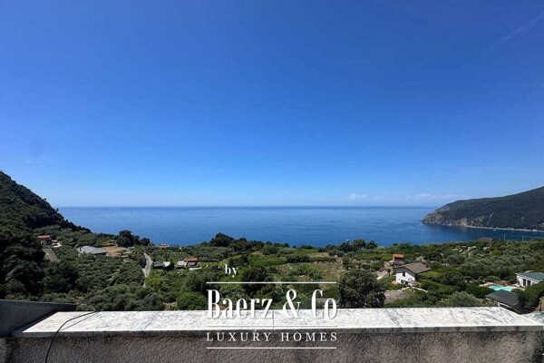 photo 7 Villa for sale 246 m²