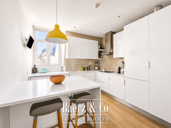 photo 9 3 Bedroom Apartment with Estrela Basilica View | 138 m² | 2 Garage Spaces | Storage Room