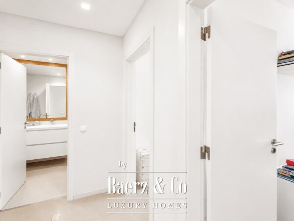 photo 19 3 Bedroom Apartment with Estrela Basilica View | 138 m² | 2 Garage Spaces | Storage Room