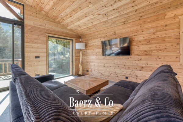 photo 3 Renovated chalet with panoramic views of Mont Blanc