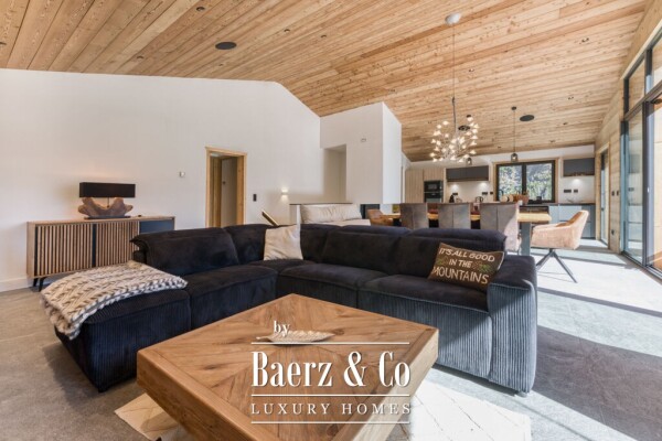 photo 4 Renovated chalet with panoramic views of Mont Blanc