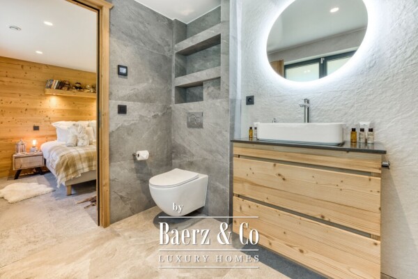 photo 12 Renovated chalet with panoramic views of Mont Blanc