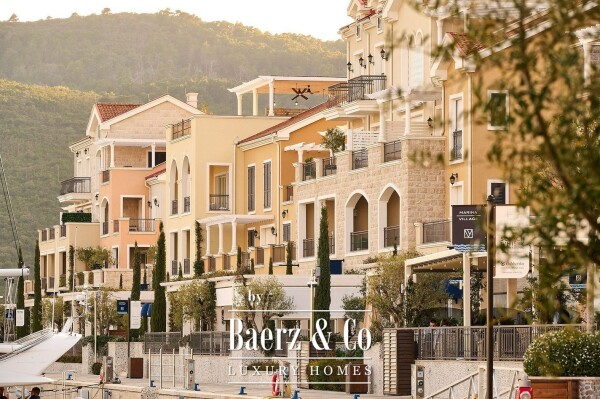 photo 13 Luxurious and Spacious Apartment with a Large Terrace on the Coast of Montenegro