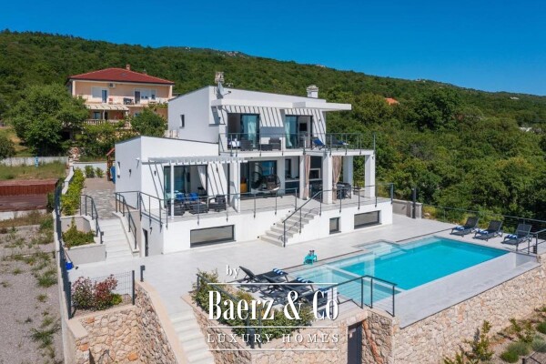photo 2 Crikvenica, Šmrika, House with Swimming Pool and Panoramic Views