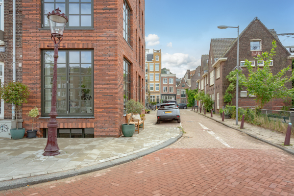 photo 44 Schiemanstraat 10