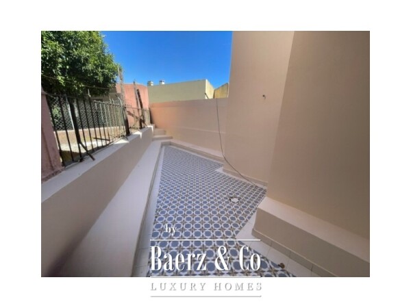 photo 1 Refurbished 2 Bedroom Apartment with Terrace | 5 Minutes from Instituto Superior Técnico