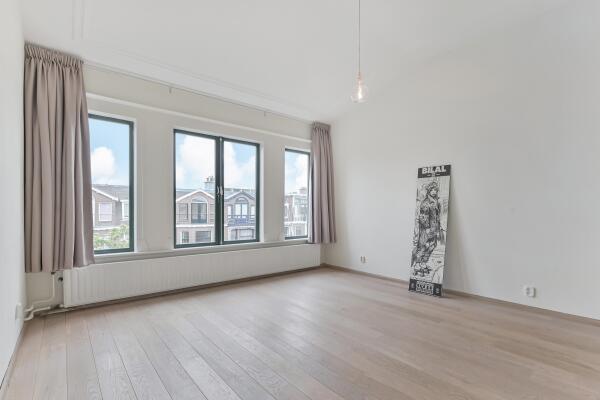 photo 18 Van Beverningkstraat 131 A